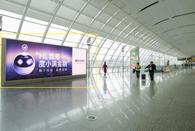 廣州機場國內出發區連接樓燈箱廣告