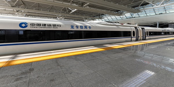 高鐵列車車身彩貼廣告