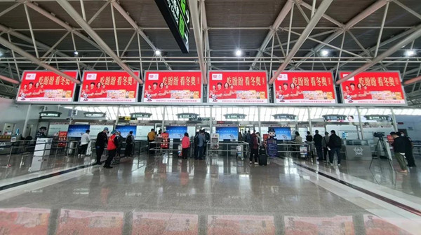 三亞鳳凰國際機場T1國內安檢右側LED廣告