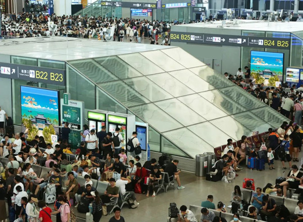 廣西文旅成都東高鐵廣告