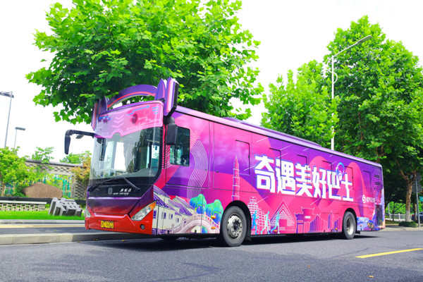 公交車身廣告