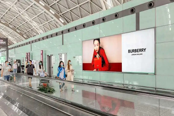 成都雙流國際機場廣告案例圖
